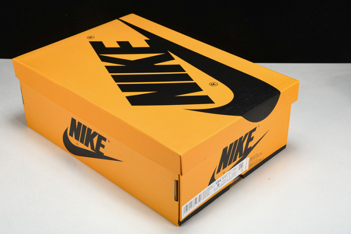 air jordan 1 high og “yellow toe”555088-711
