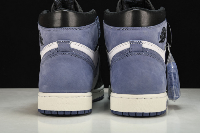 air jordan 1 high og blue moon 555088-115